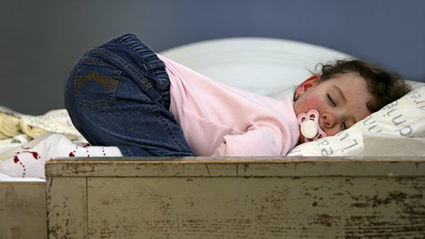 Même en grandissant, ils ont besoin de dodo - durée nécessaire de sommeil pour nos enfants Même en grandissant, ils ont besoin de dodo
