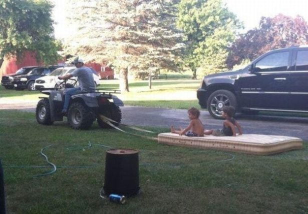 Un Papa qui donne des sensations fortes - Crédit photo keepbusy Un Papa qui donne des sensations fortes - Crédit photo keepbusy