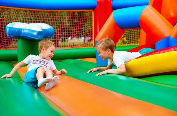 Une structure gonflable pour l'anniversaire de votre enfant Une structure gonflable pour l'anniversaire de votre enfant